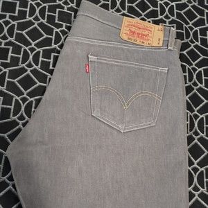 Levis 501 jeans 38x32